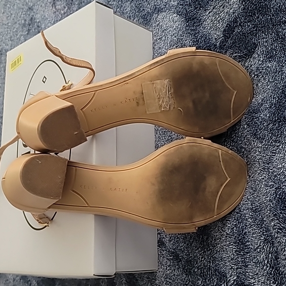 Shoes - Picture 3 of 3